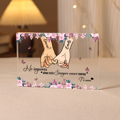 Placa de acrílico en forma de corazón con 2 nombres, año y figuras personalizados