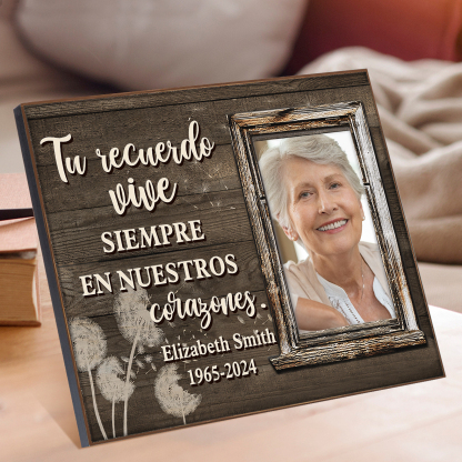Lámina de madera con dientes de león en memoria a un ser querido nombre, años y foto personalizada | Jessemade
