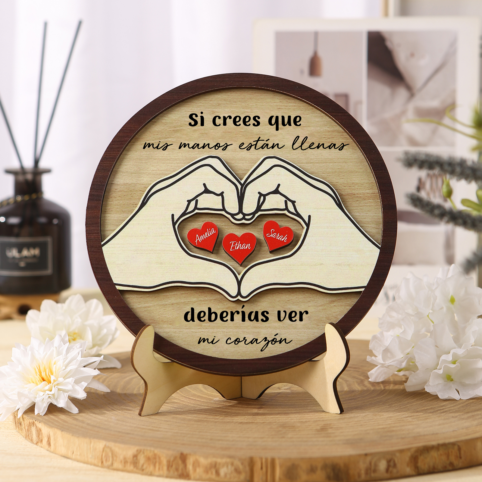 Familia-Decoración de madera de mano con mano 3 nombres y 2 textos personalizados | Jessemade