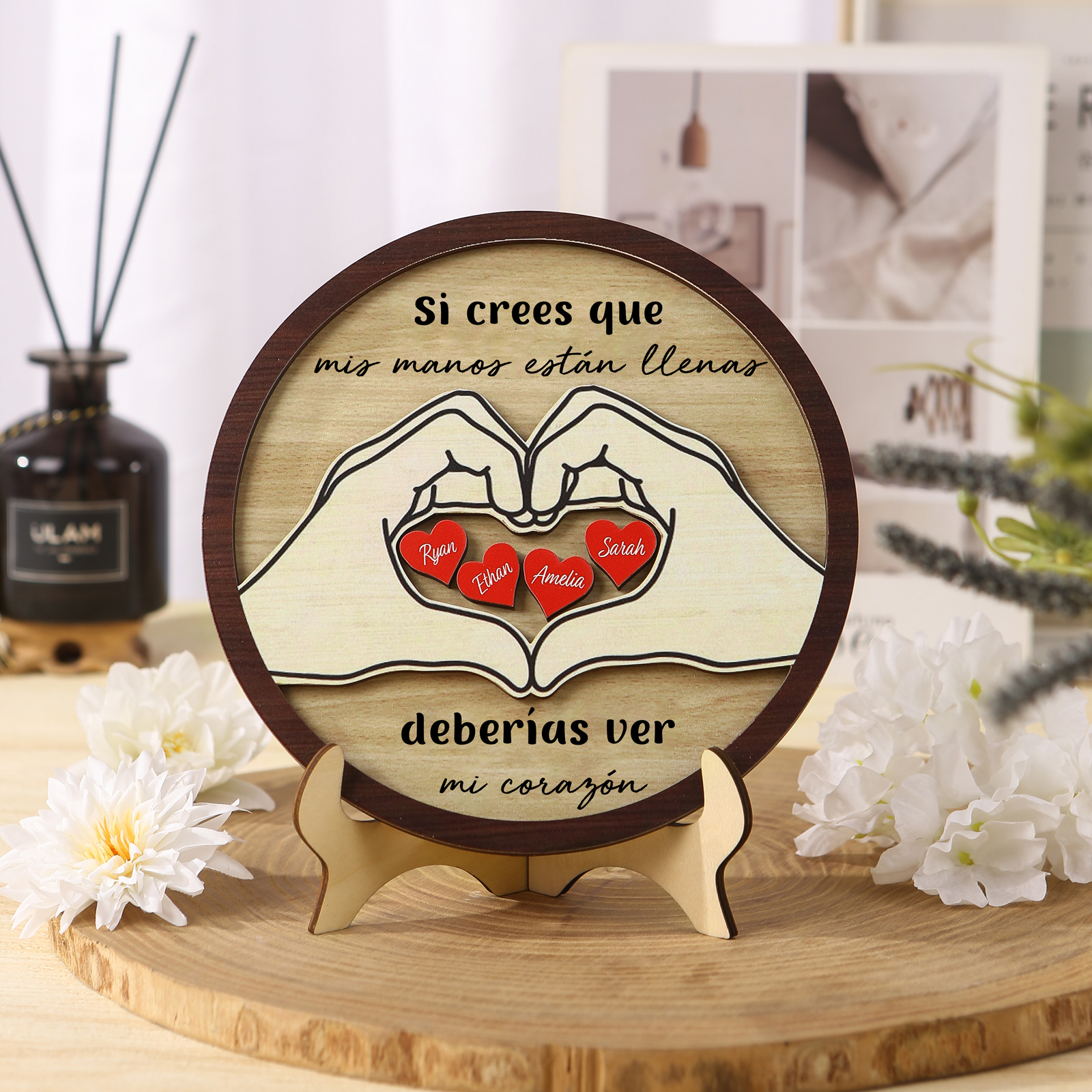 Familia-Decoración de madera de mano con mano 4 nombres y 2 textos personalizados | Jessemade