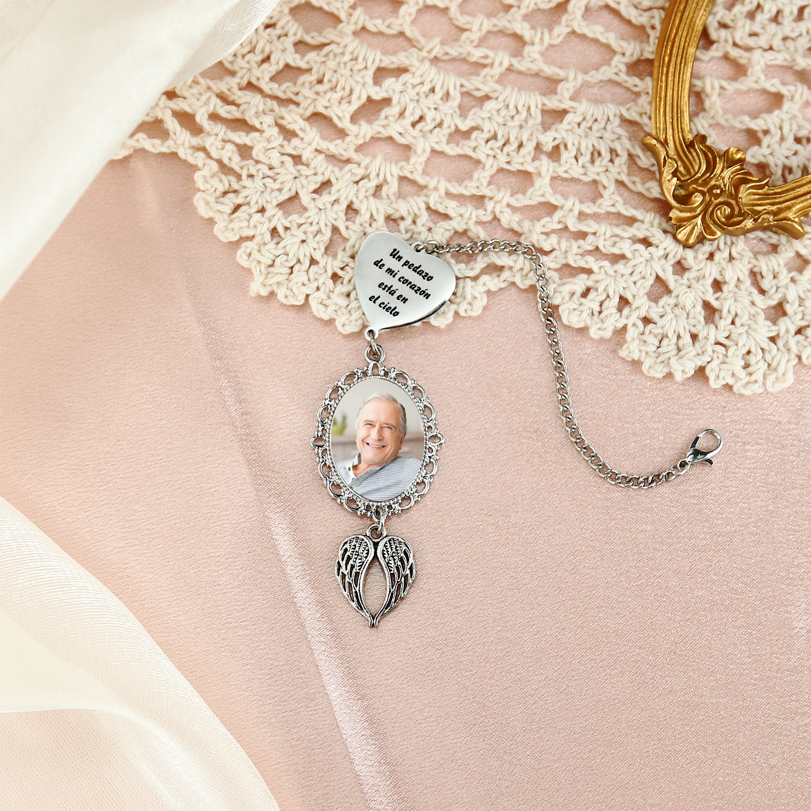 Memoria-Colgante de acero inoxidable con alas con foto personalizada | Jessemade