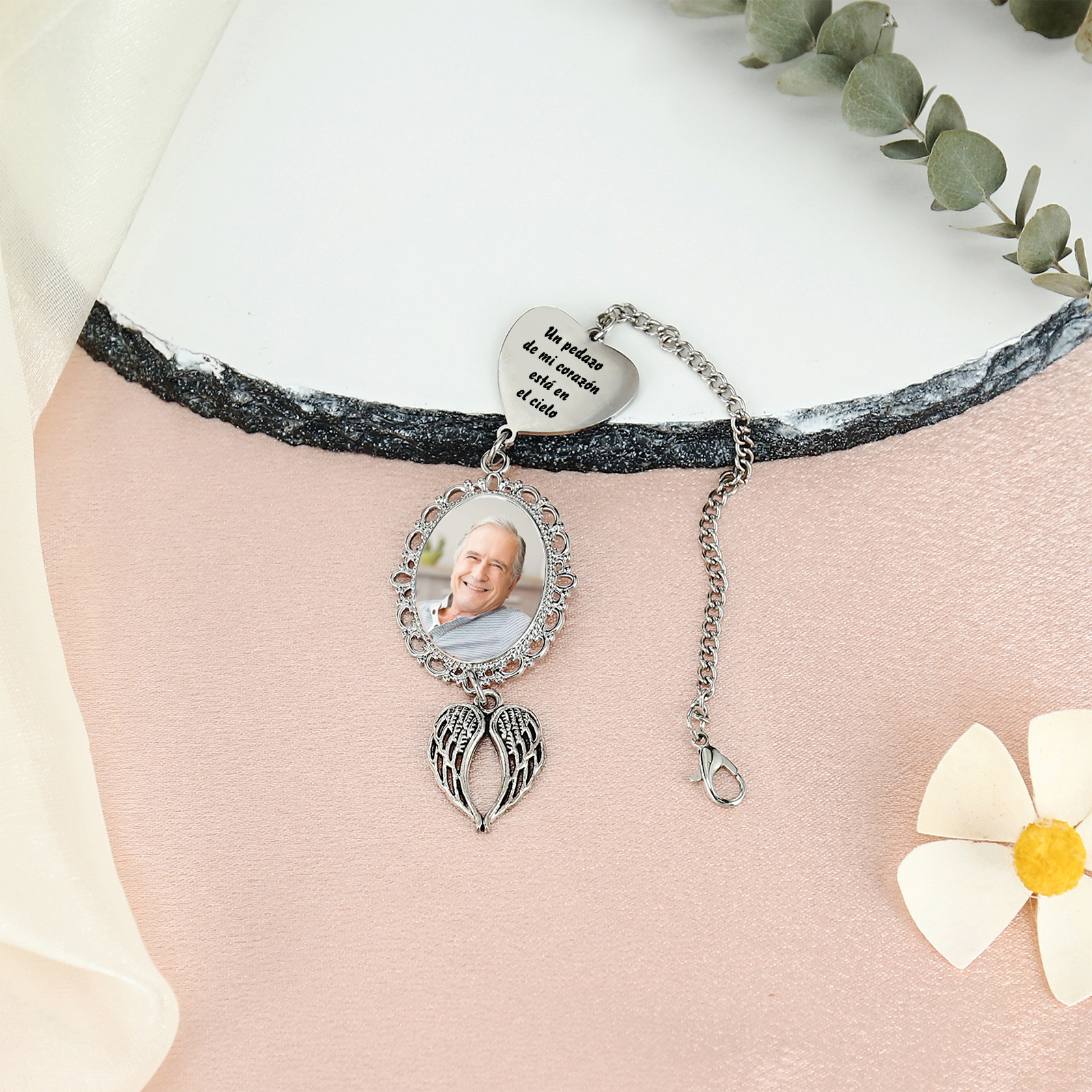 Memoria-Colgante de acero inoxidable con alas con foto personalizada | Jessemade