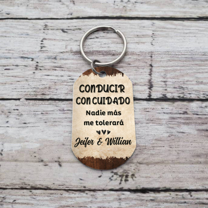 Llavero para pareja "Conducir con cuidado" personalizado con foto y 2 nombres | Jessemade