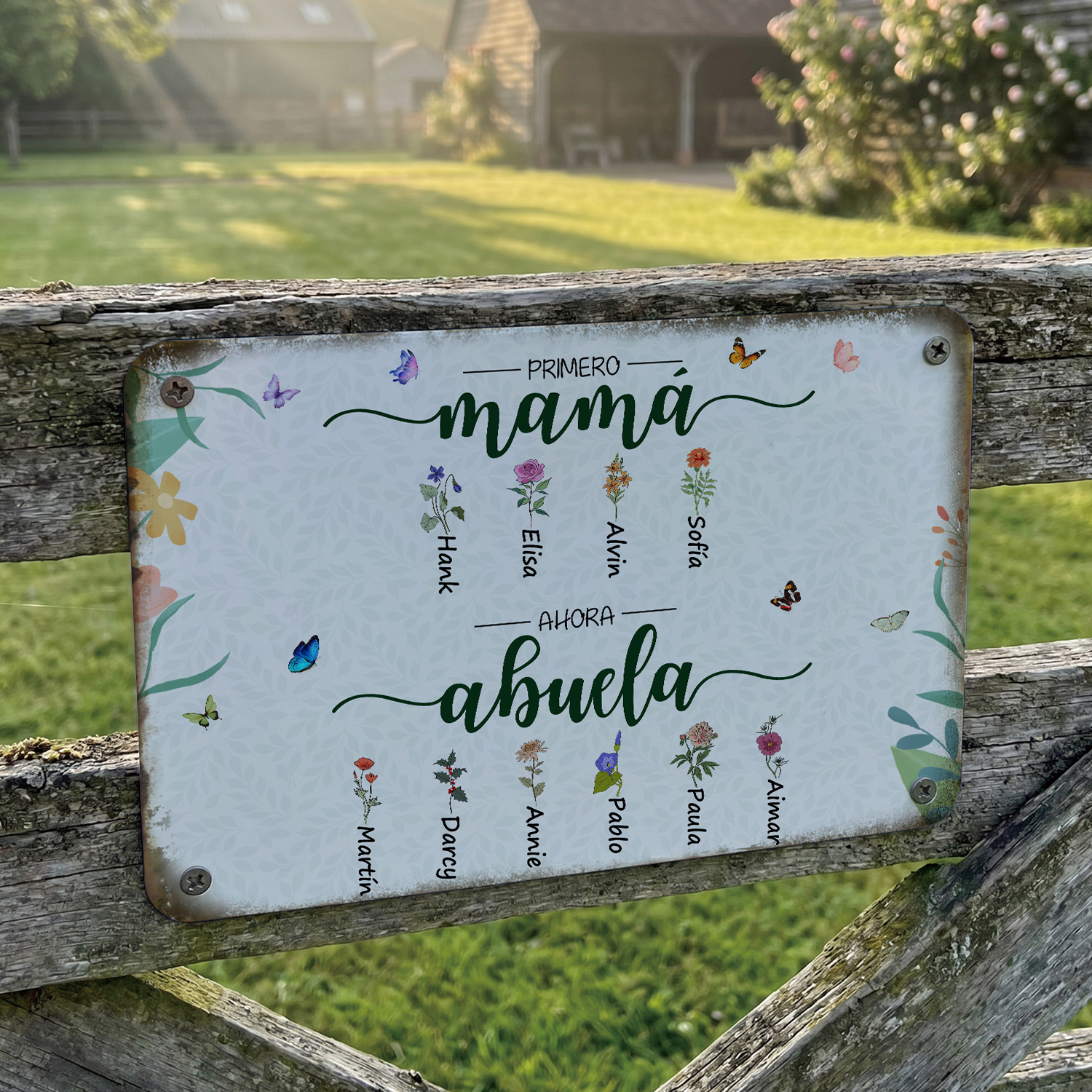 Placa metálica de jardín floral personalizada «Primero mamá, ahora abuela»
