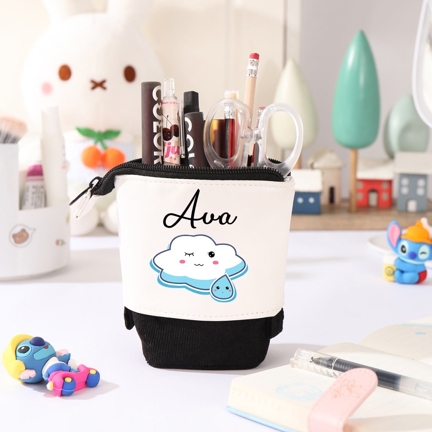 Estuche personalizado con nombre con diseños coloridos de nube para niños