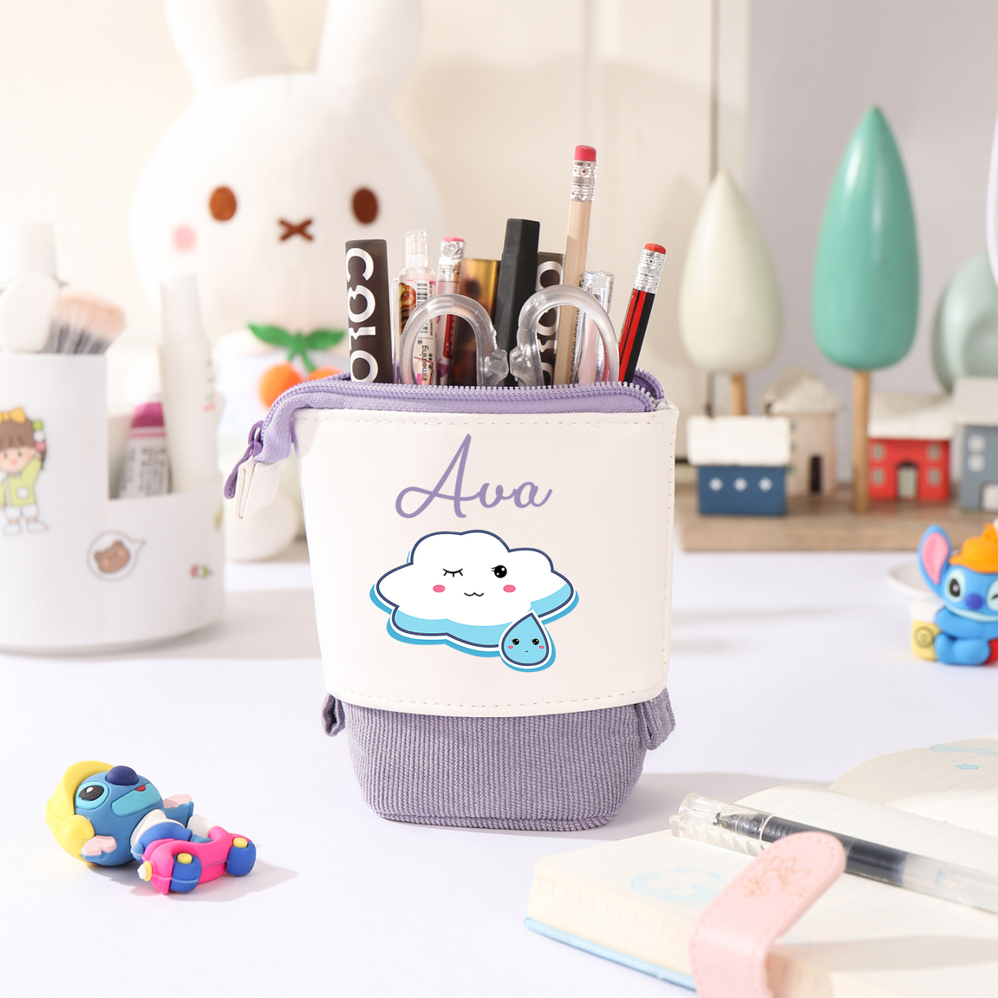 Estuche personalizado con nombre con diseños coloridos de nube para niños