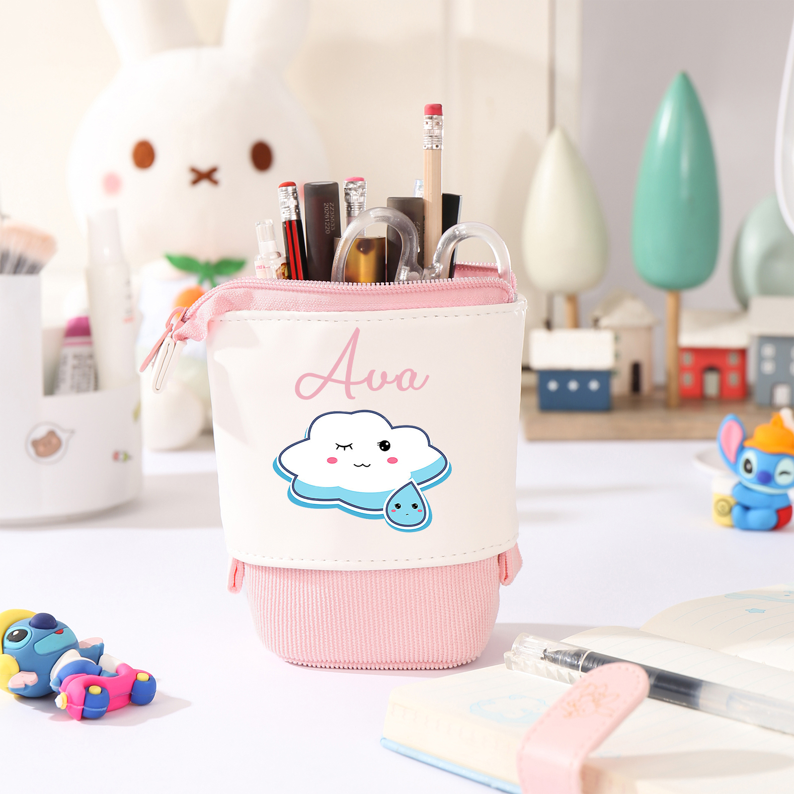 Estuche personalizado con nombre con diseños coloridos de nube para niños