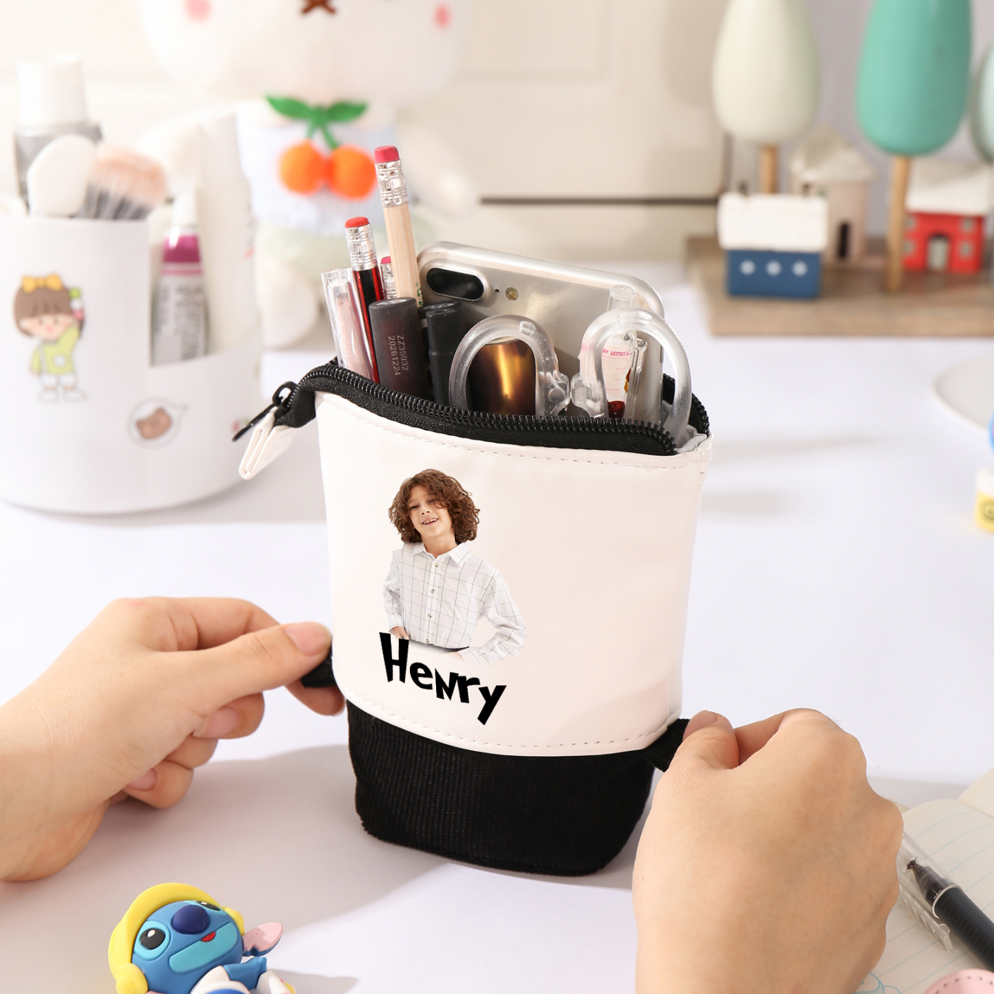 Estuche personalizado con nombre y foto con diseños coloridos para niño