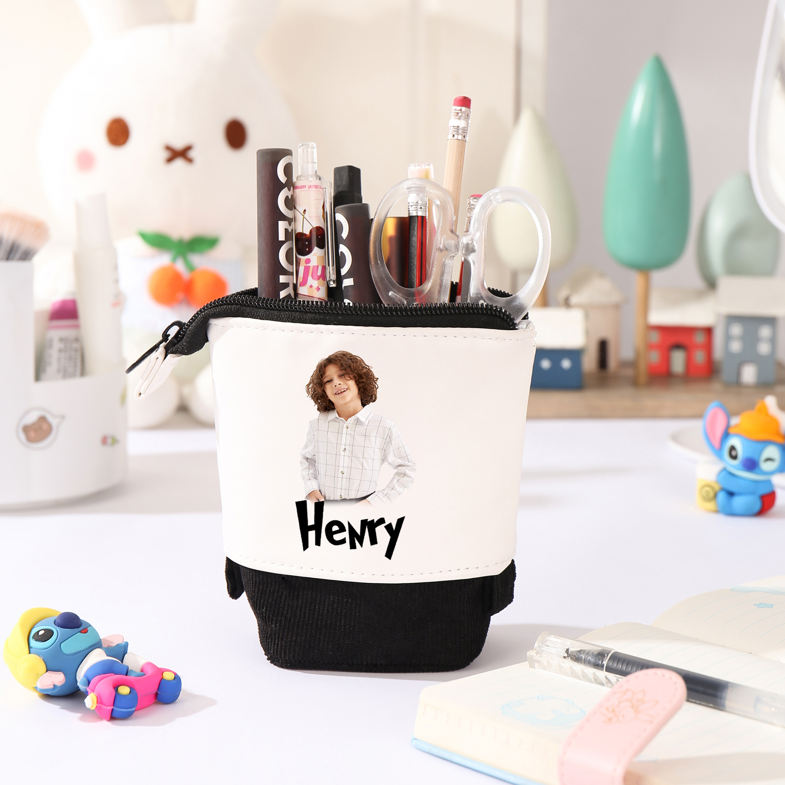 Estuche personalizado con nombre y foto con diseños coloridos para niño
