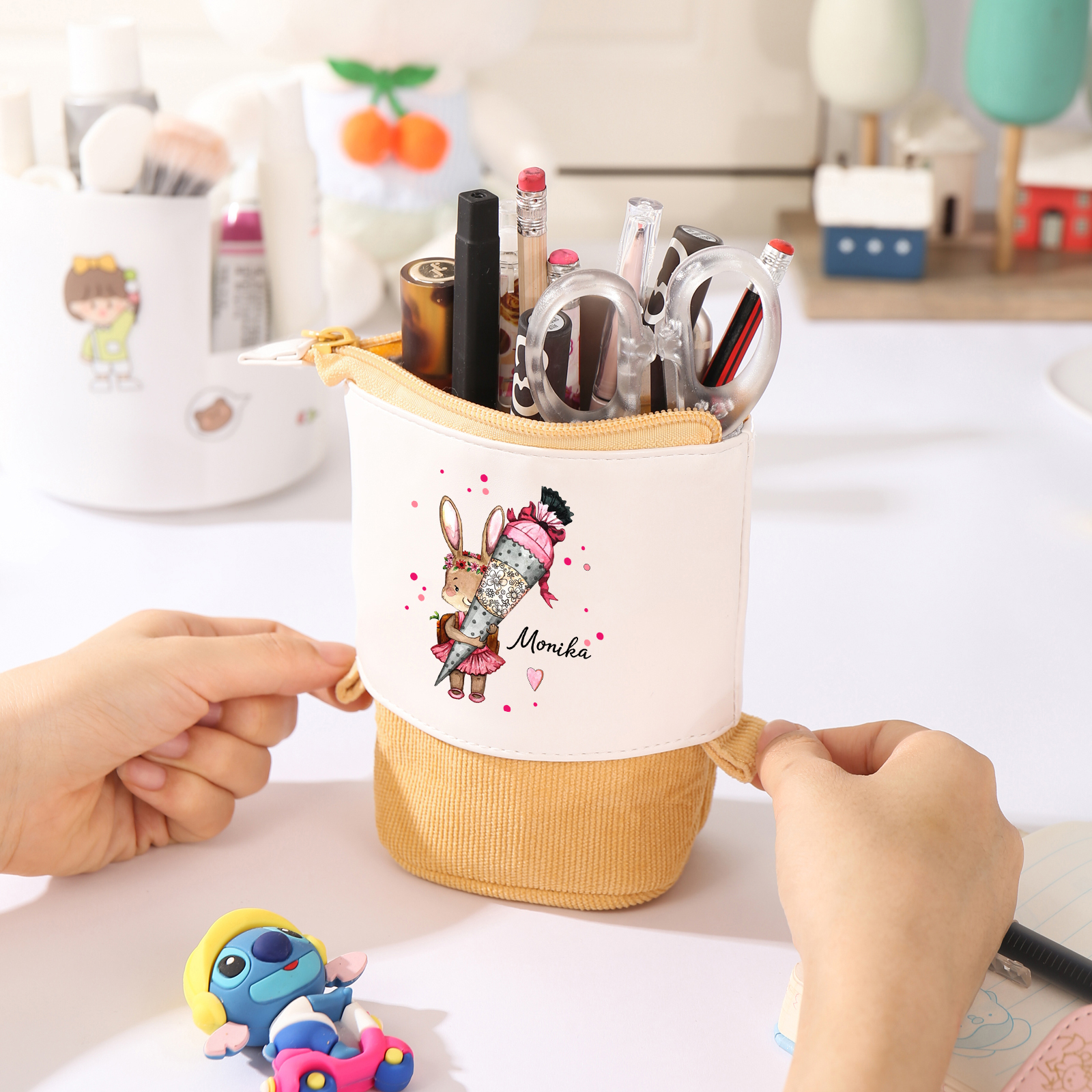 Estuche personalizado con nombre con diseños coloridos de conejo con mochila para niños