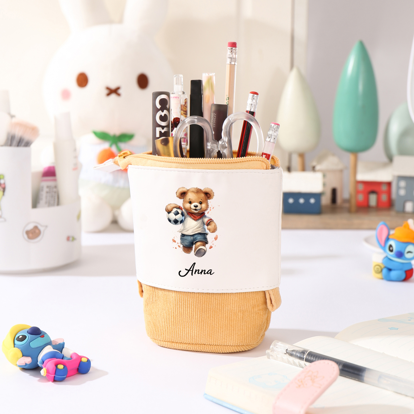 Estuche personalizado con nombre con diseños coloridos de fútbol para niños