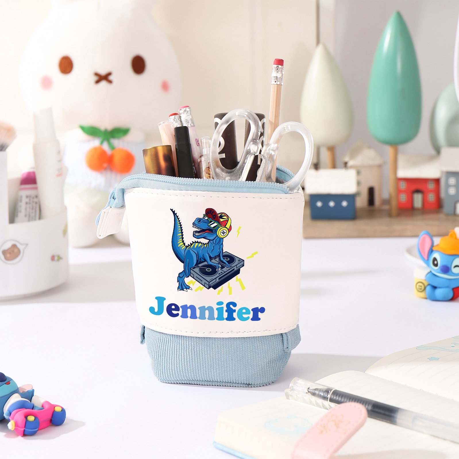 Estuche personalizado con nombre con diseños coloridos de animales para niños