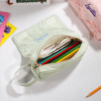 Estuche enrollable con lazos decorativos personalizado con 1 nombre bordado para niña | Jessemade