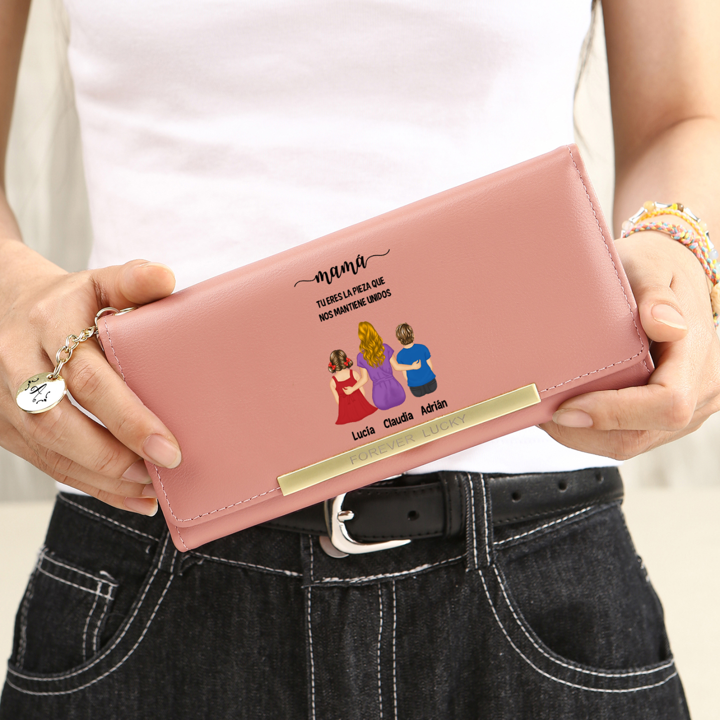 Cartera de cuero personalizada para mamá con 1–6 figuras de niños y nombres