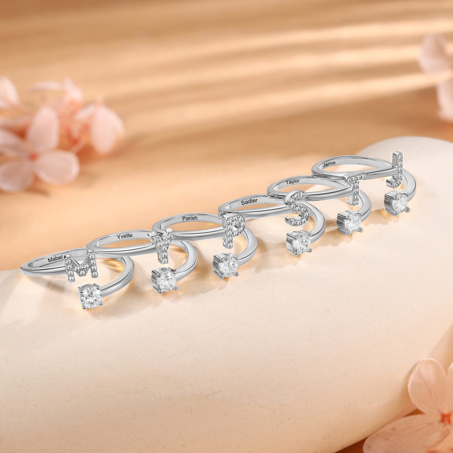Anillo plateado de letra personalizado con 1 nombre anillo ajustable para mujer | Jessemade
