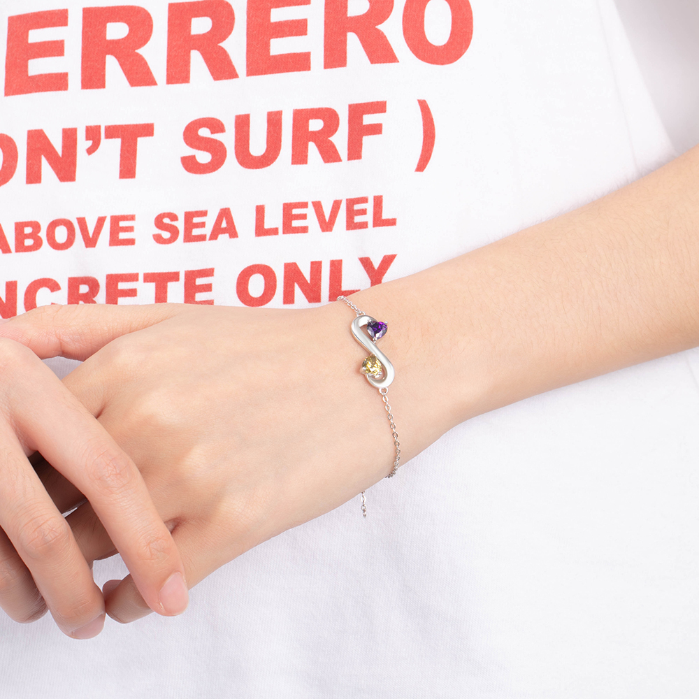 Pulsera infinito ajustable con 2 piedras de nacimiento y 2 nombres personalizados