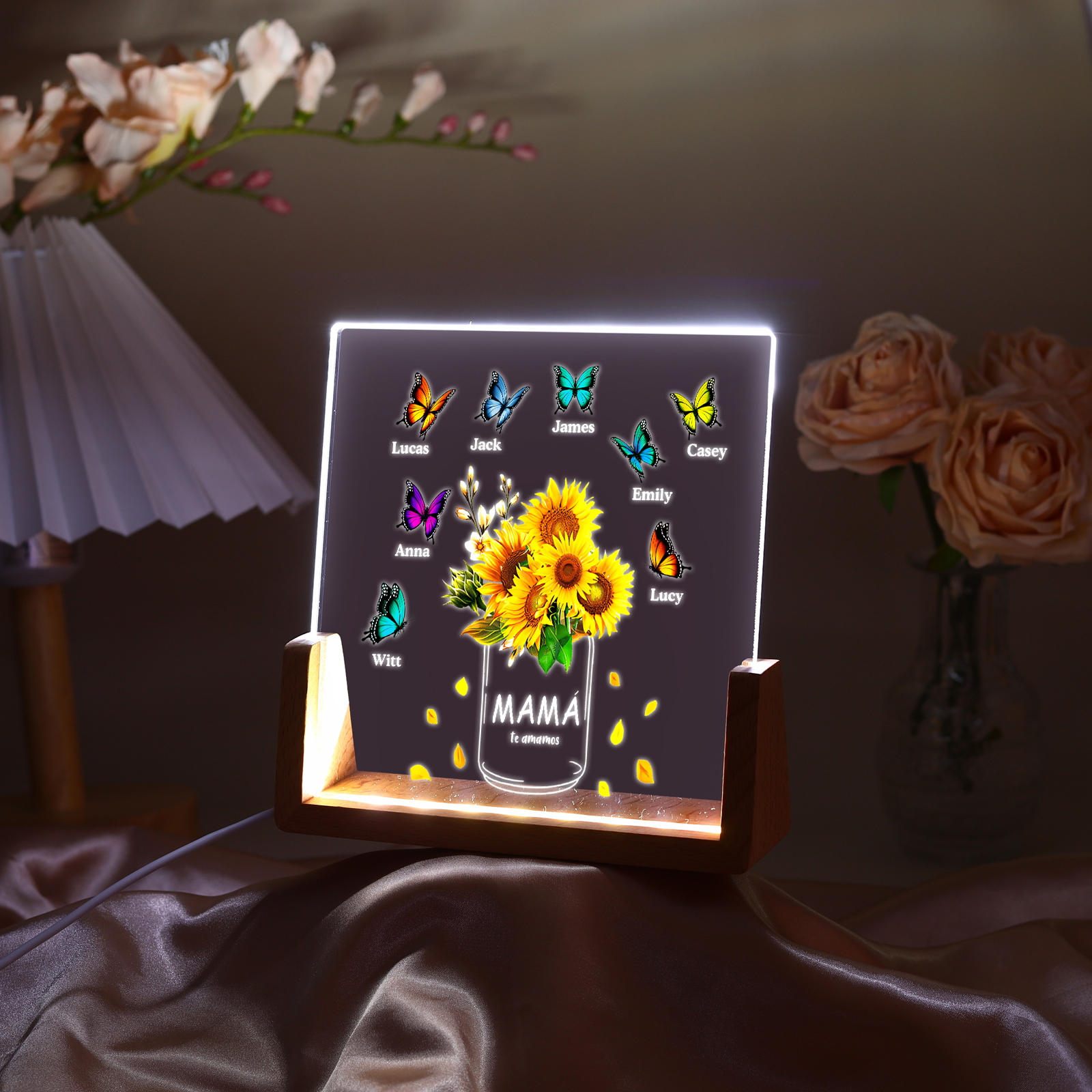 A mi mamá/abuela-Lámpara Personalizada con 2-8 Nombres y 2 Textos "girasol y mariposas" 3D Ilusión Luz de Noche-Jessemade ES