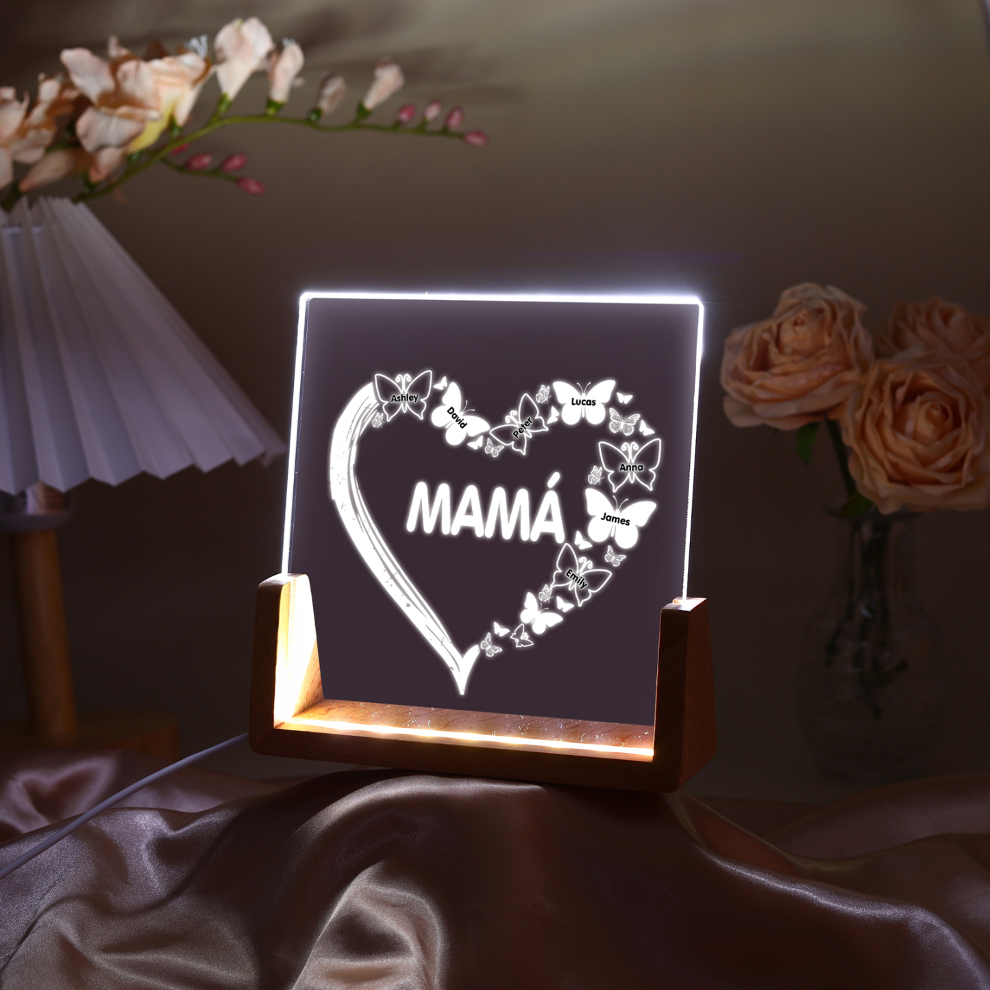 A mi mamá/abuela-Lámpara Personalizada con 2-8 Nombres y 1 Texto "corazón y mariposas" 3D Ilusión Luz de Noche-Jessemade ES