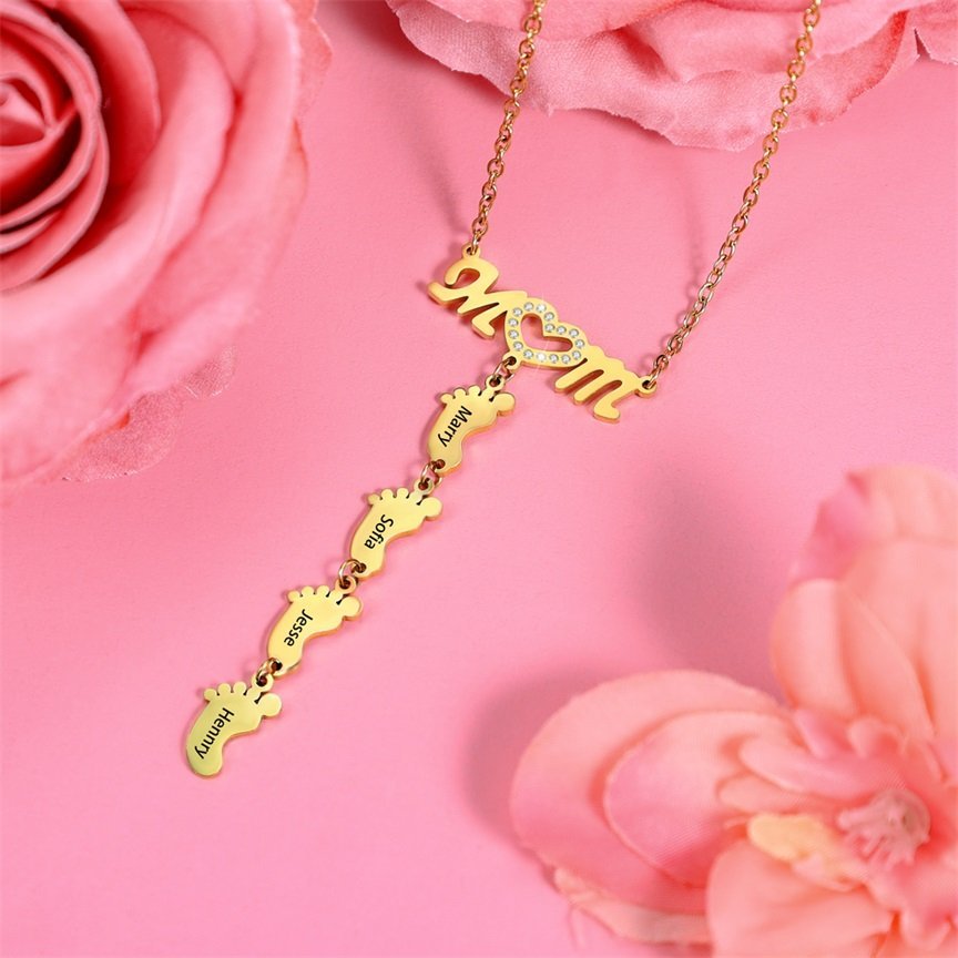 Collar "MoM" con colgante de huellas personalizadas con 4 nombres-Jessemade ES