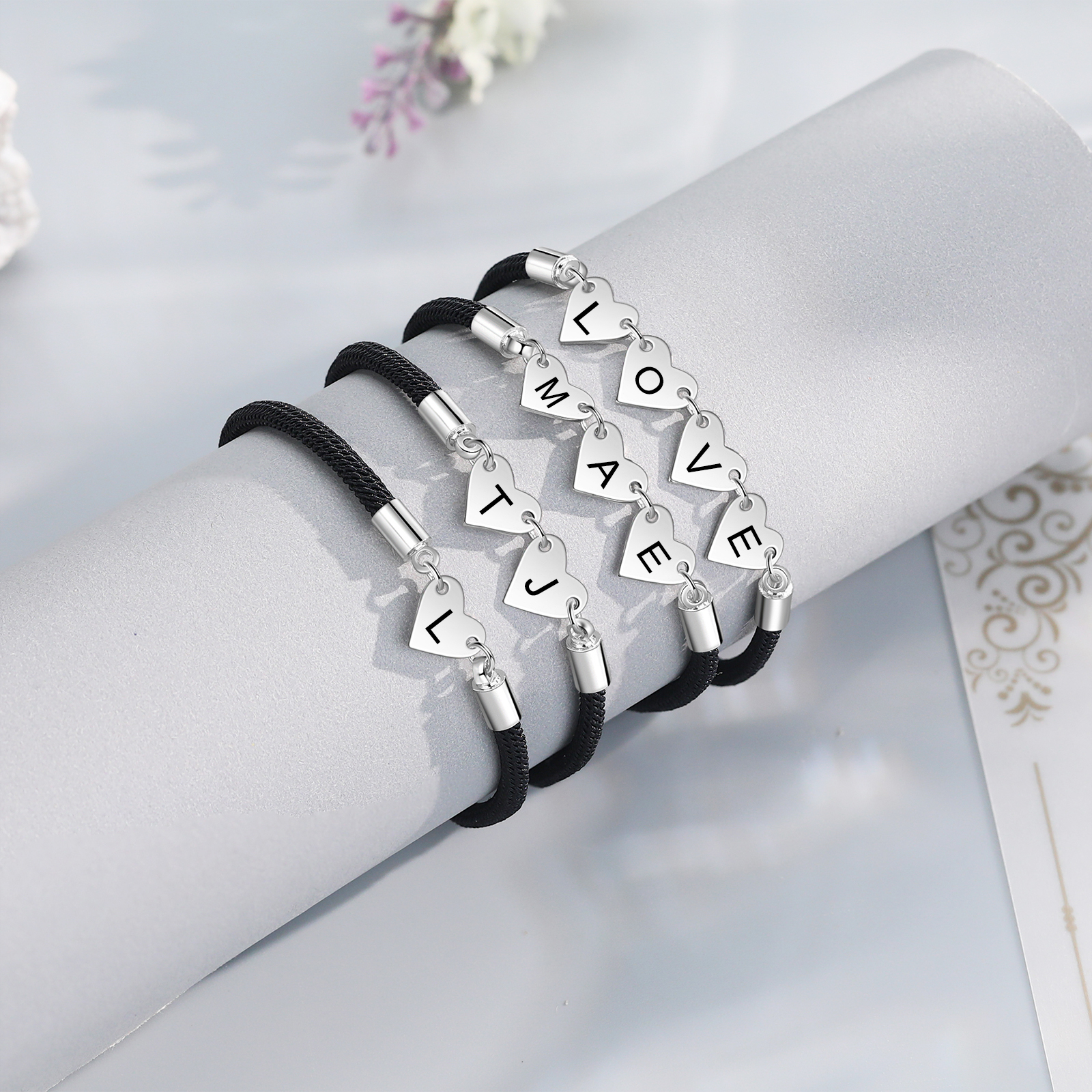 Pulsera de cuerda con dije de corazón 1-4 letras personalizadas-Jessemade ES