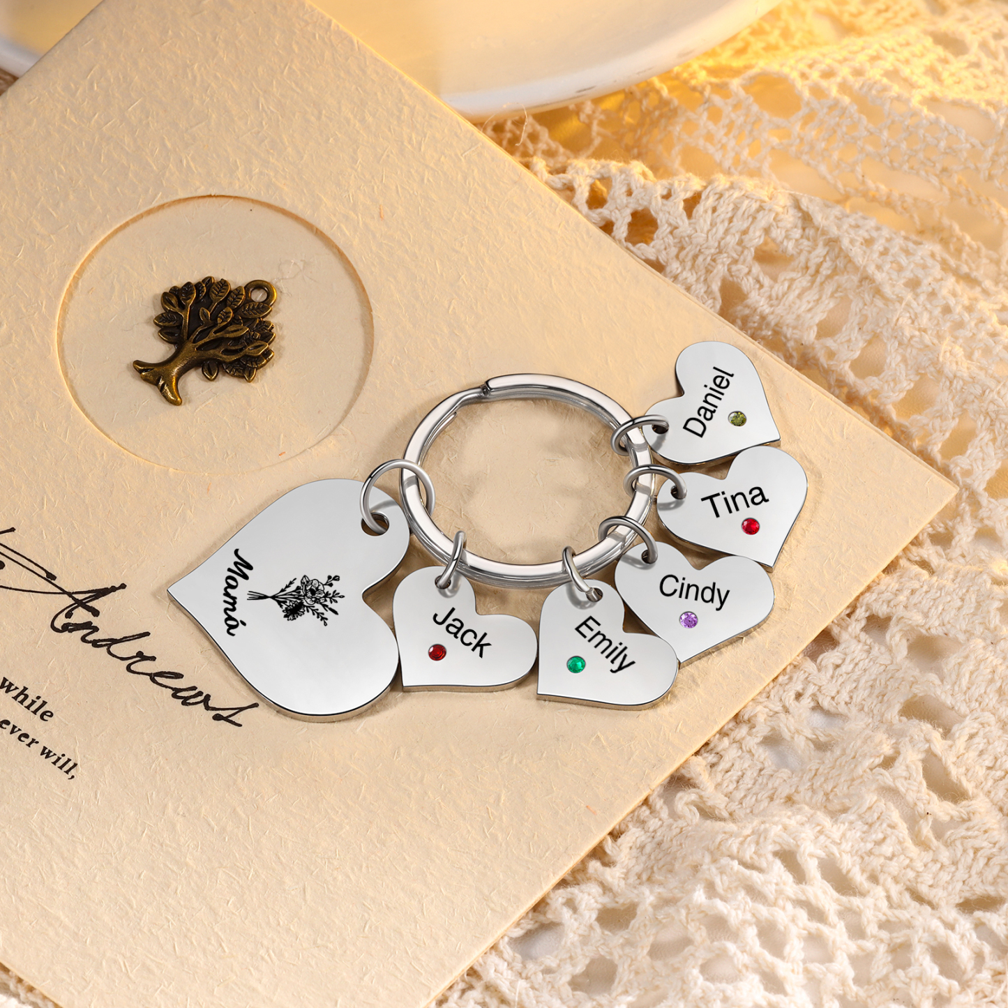 A mi mamá/abuela - Llavero con 5 nombres y piedras de nacimiento personalizados en corazones con texto y flor-Jessemade ES