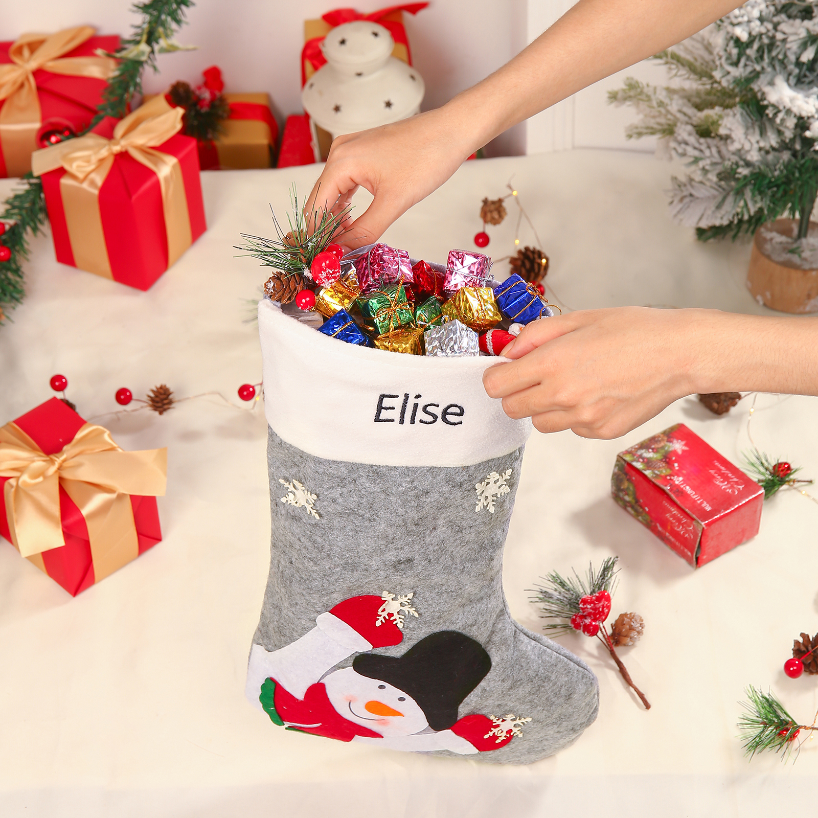 Adornos de medias navideñas con muñeco Bolsa de regalo 1 Nombre personalizado-Jessemade ES