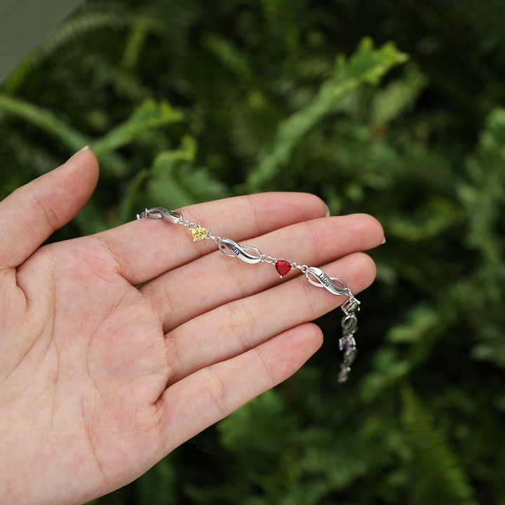 Pulsera "infinito" personalizada con 4 nombres y 4 piedras de nacimiento de corazón-Jessemade ES