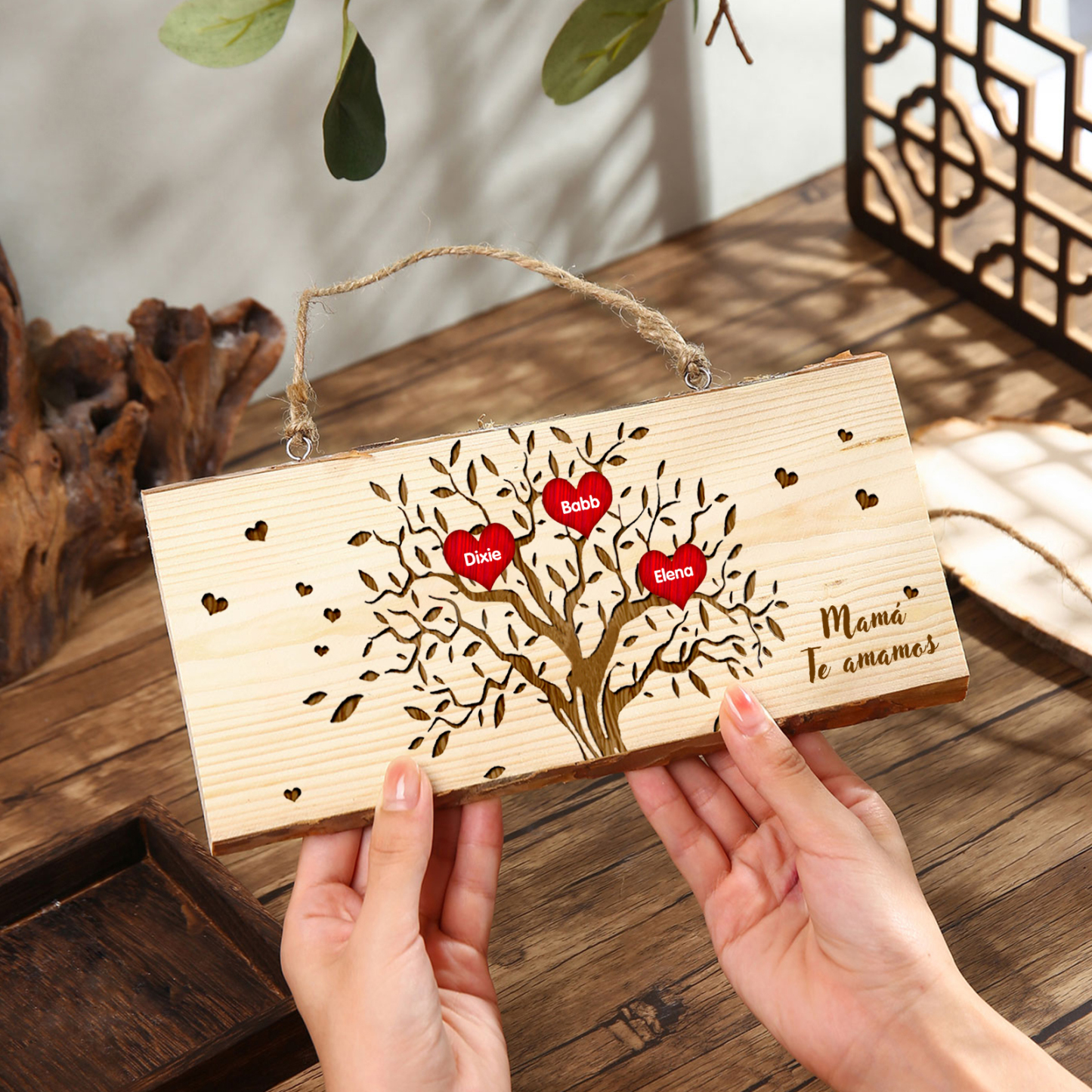 A mi mamá/abuela-Adorno de colgante personalizado con 2-6 nombres de madera árbol de la vida-Jessemade ES