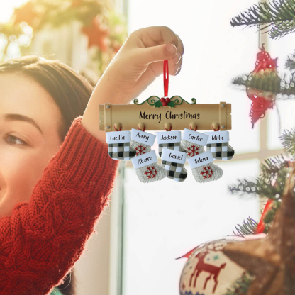 Navidad-Ornamento muñecos navideño de madera calcetines 8 nombres y 1 texto personalizados adorno del árbol-Jessemade ES