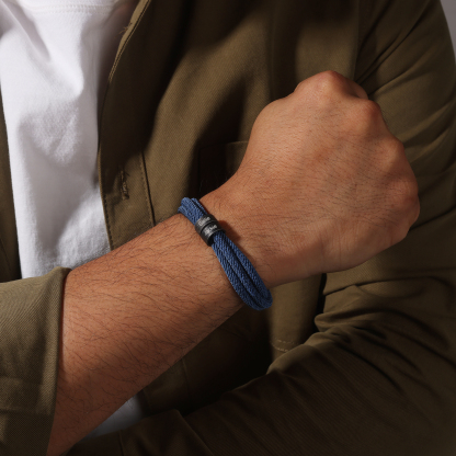 2-4 Nombres Personalizados Pulsera de Triple Cuerda Azul Aros de Acero Inoxidable-Jessemade ES