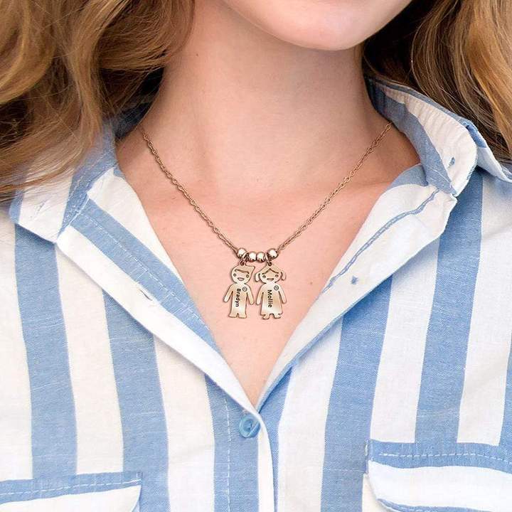 Collar para mujer personalizado con 4 nombres con dijes de niños