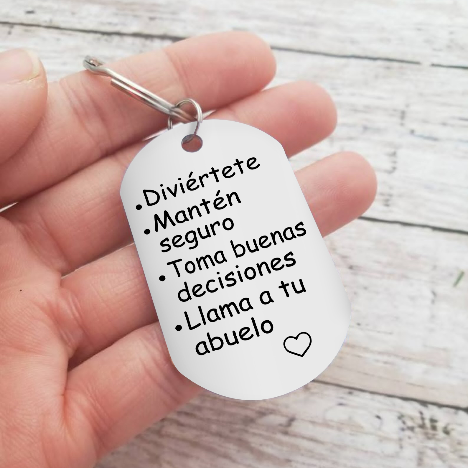 A mi hijo-Llavero de placa "Diviértete Mantén seguro" de padres y abuelos-Jessemade ES