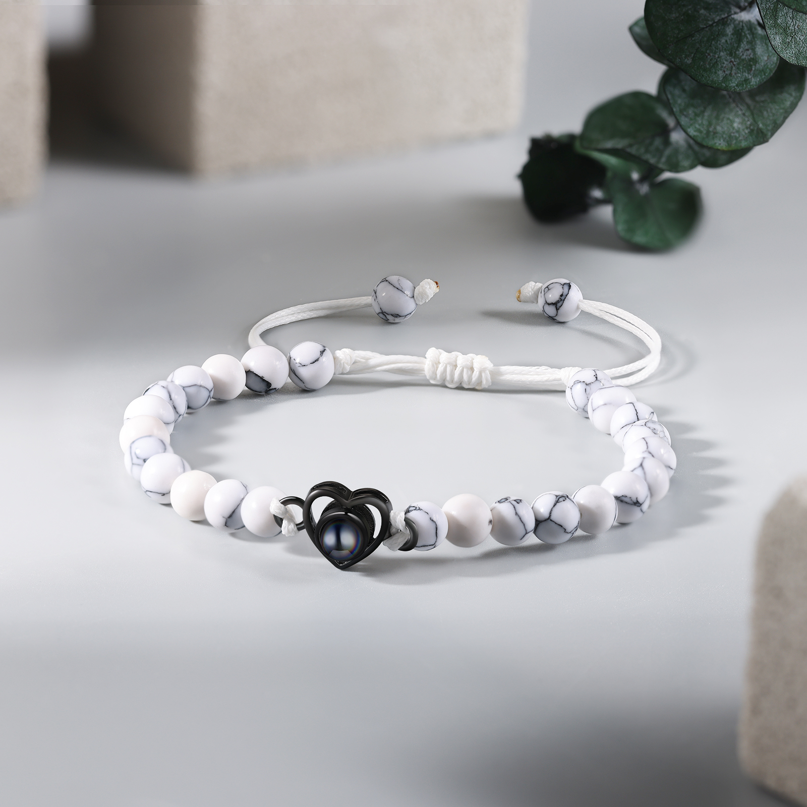 Pulsera de turquesa blanca sintética con proyección de foto en color con dije de corazón pulsera ajustable-Jessemade ES