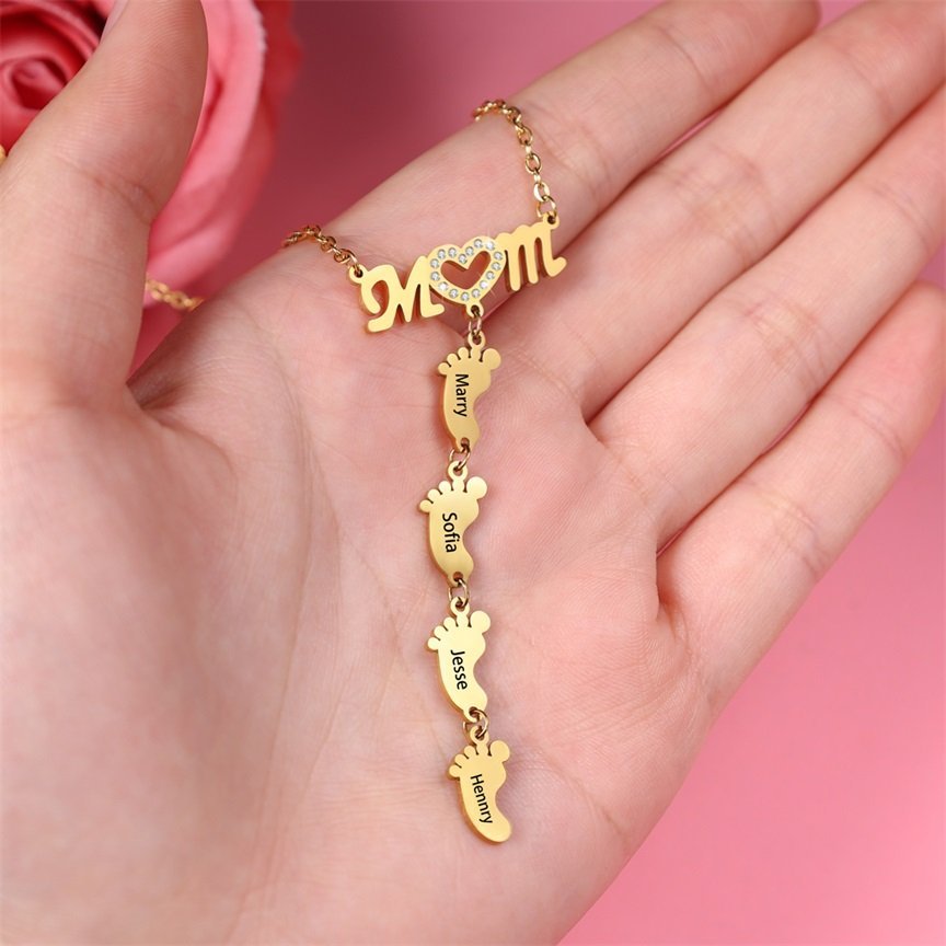 Collar "MoM" con colgante de huellas personalizadas con 4 nombres-Jessemade ES