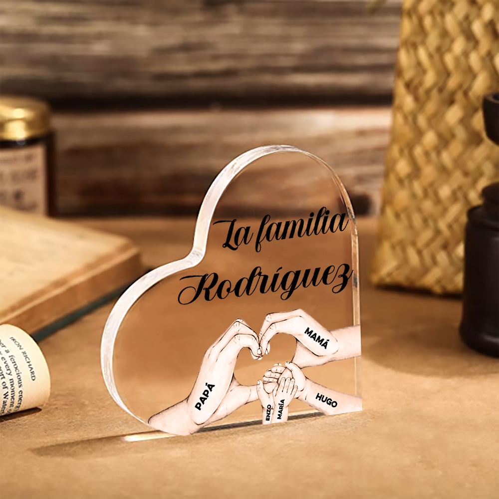 Placa de acrílico en forma de corazón mano a mano con 1 texto y 5 nombres personalizados-Jessemade ES