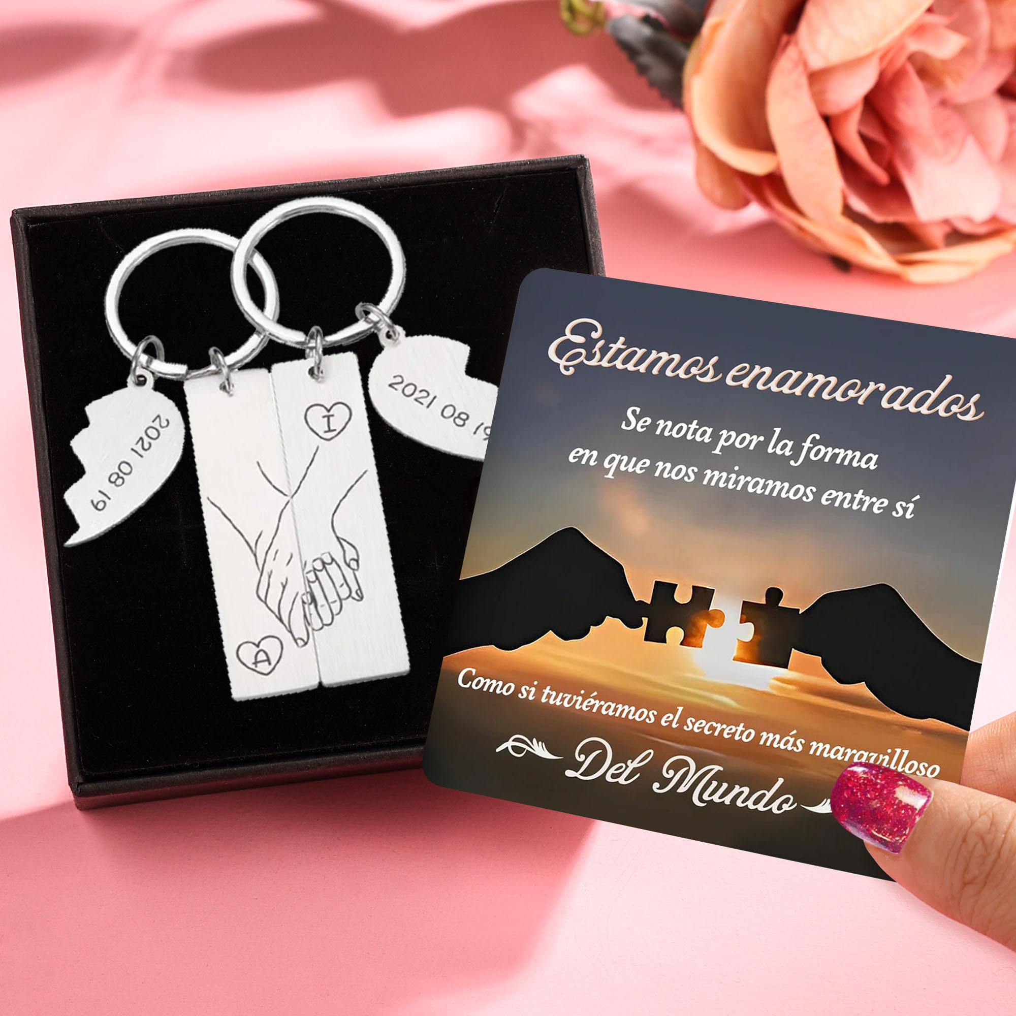 A mi novio/novia-Llavero para pareja mano con mano 2 letras personalizadas con fecha | Jessemade