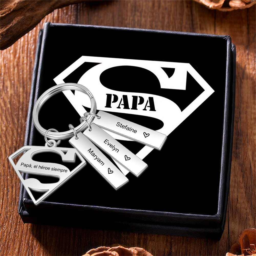 A mi papá - Llavero Superman con 3 nombres personalizados con texto-Jessemade ES