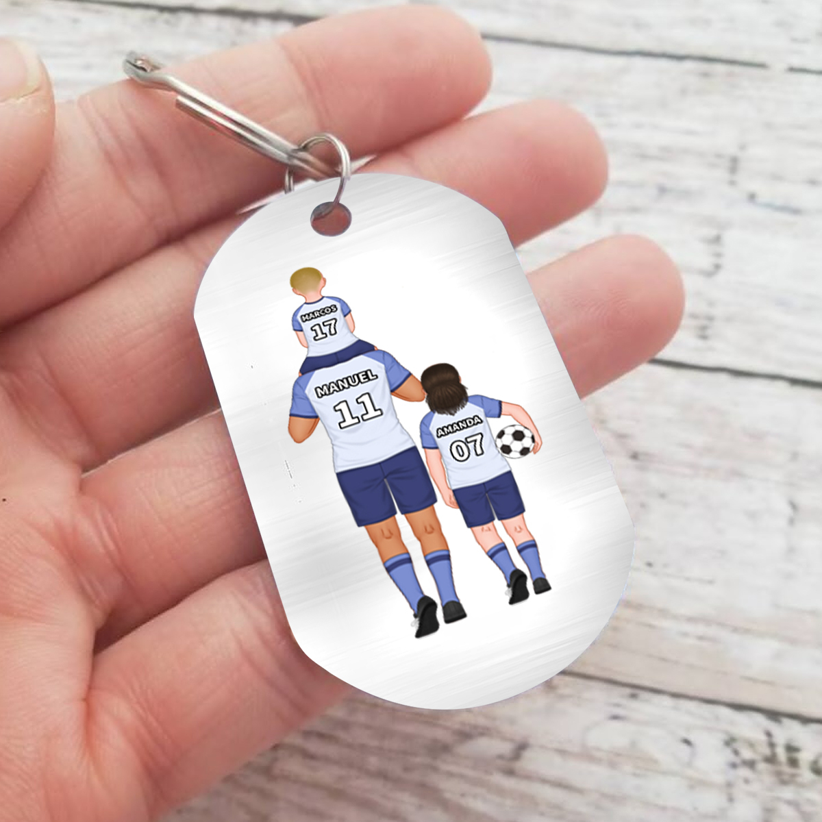 A mi papá-Llavero de placa con fútbol y puño con puño personalizado con 1-4 nombres, números y figuras-Jessemade ES