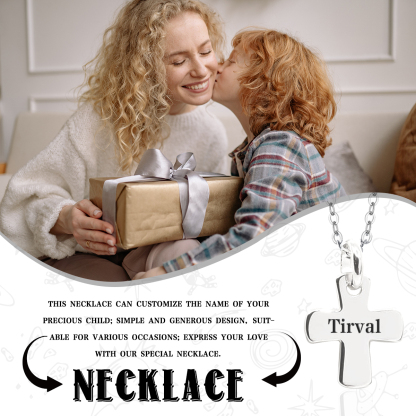 Collar en forma de cruz para niño con un nombre personalizado