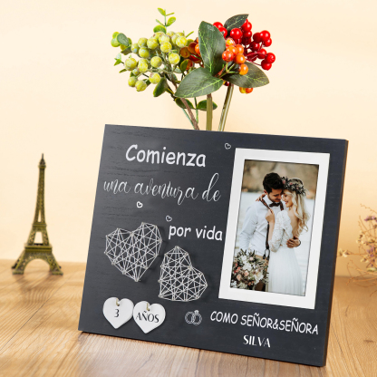 Lámina marco de madera para pareja apellido y número personalizados con 1 foto-Jessemade ES