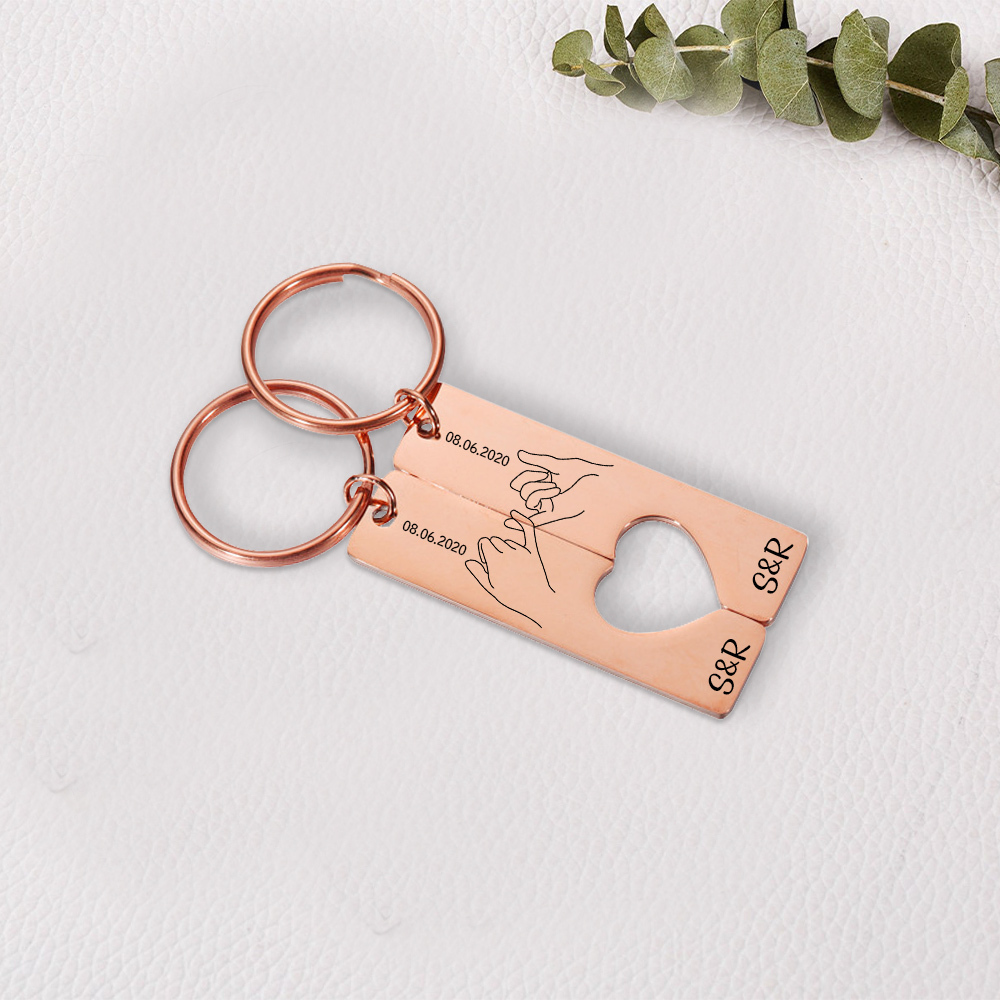 A mi querido-Llavero con corazón encajado para pareja pinky swear 2 letras personalizadas con fecha-Jessemade ES