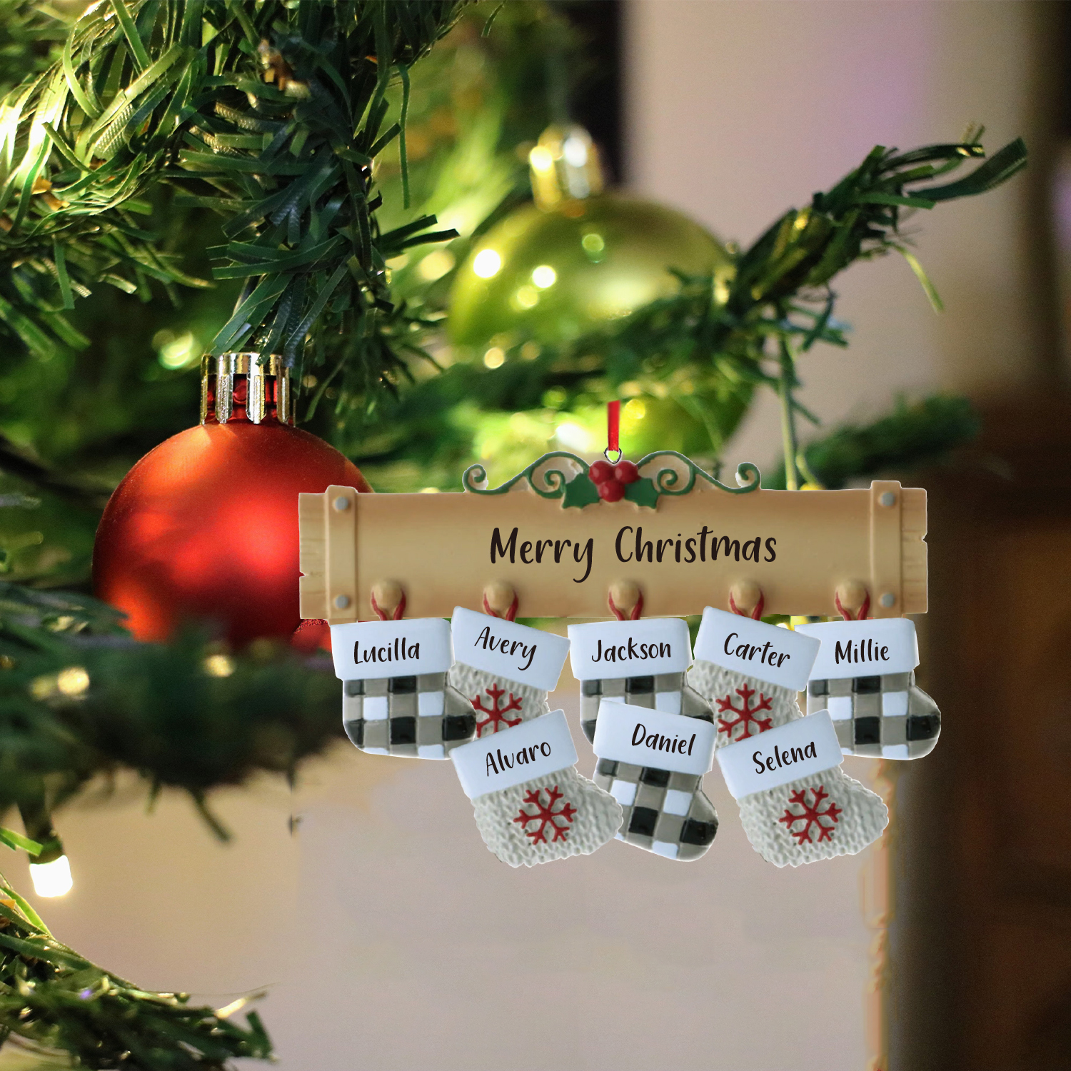 Navidad-Ornamento muñecos navideño de madera calcetines 8 nombres y 1 texto personalizados adorno del árbol-Jessemade ES