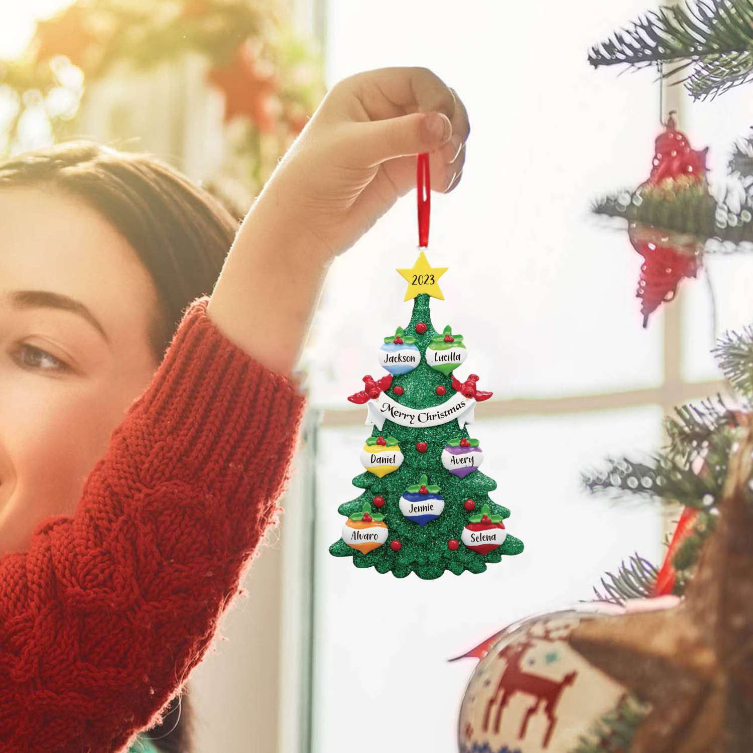 Navidad-Ornamento muñecos navideño de madera en forma de árbol 7 nombres, 1 texto y 1 año personalizados adorno del árbol-Jessemade ES