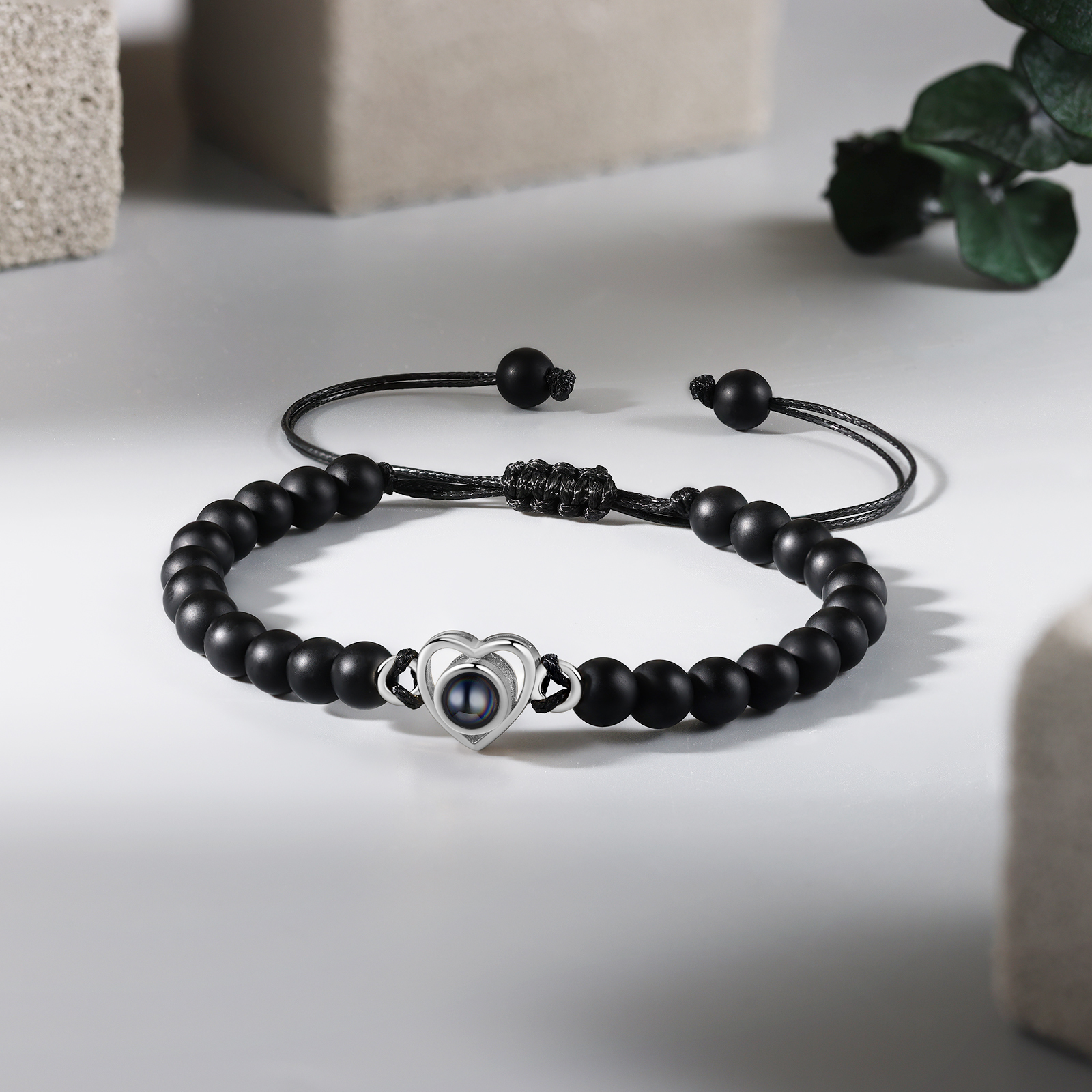 Pulsera de turquesa negra sintética con proyección de foto en color con dije de corazón pulsera ajustable-Jessemade ES