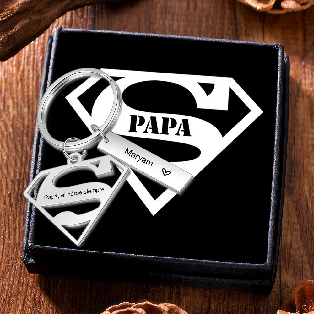 A mi papá - Llavero Superman con 1 nombre personalizado con texto-Jessemade ES