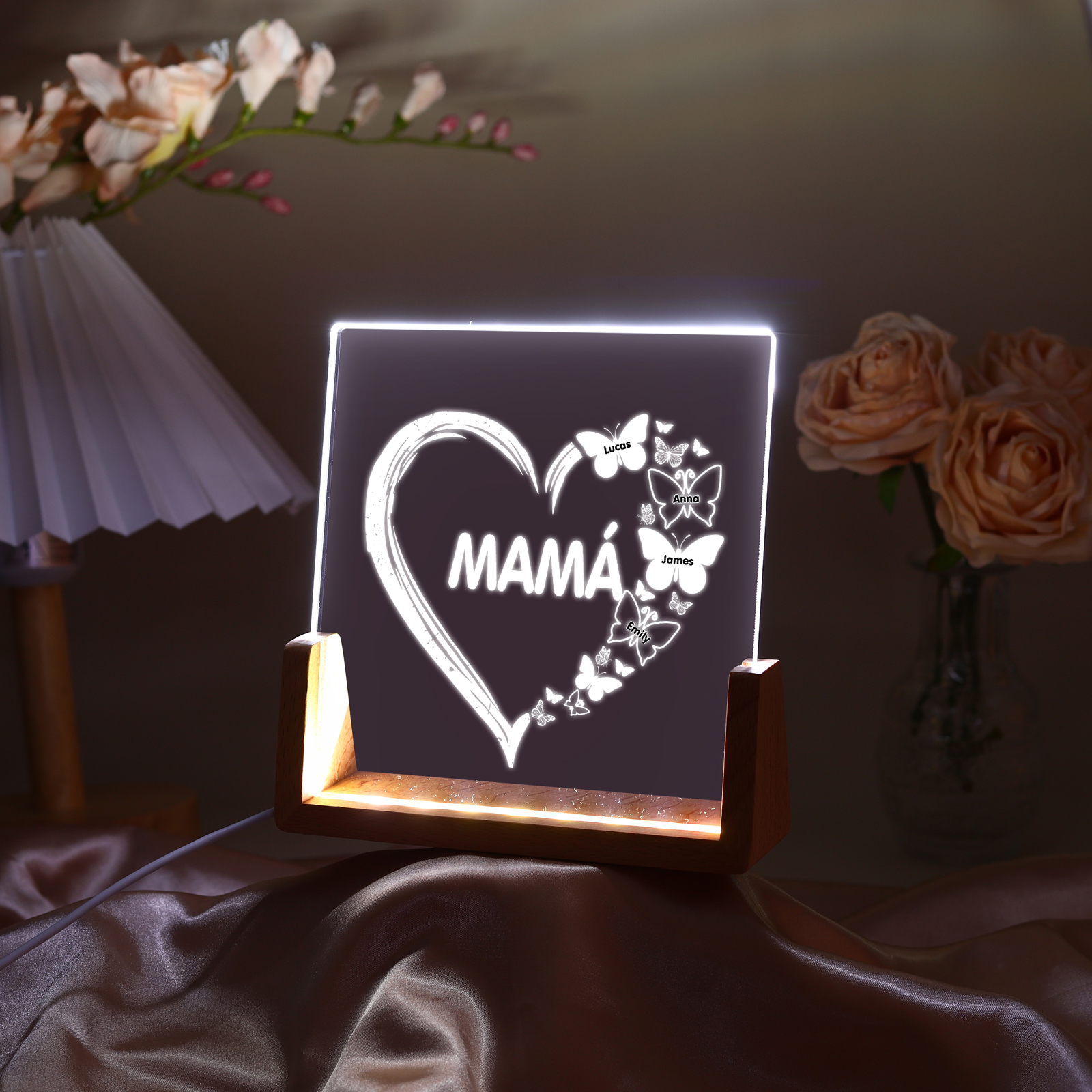 A mi mamá/abuela-Lámpara Personalizada con 2-8 Nombres y 1 Texto "corazón y mariposas" 3D Ilusión Luz de Noche-Jessemade ES
