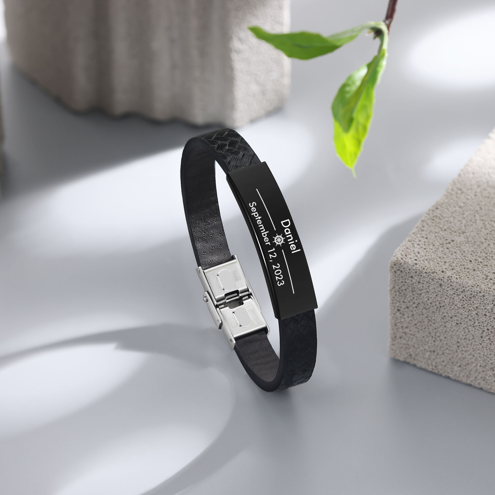 Pulsera de Cuero con Placa de Nombre y Fecha Personalizados -Jessemade ES