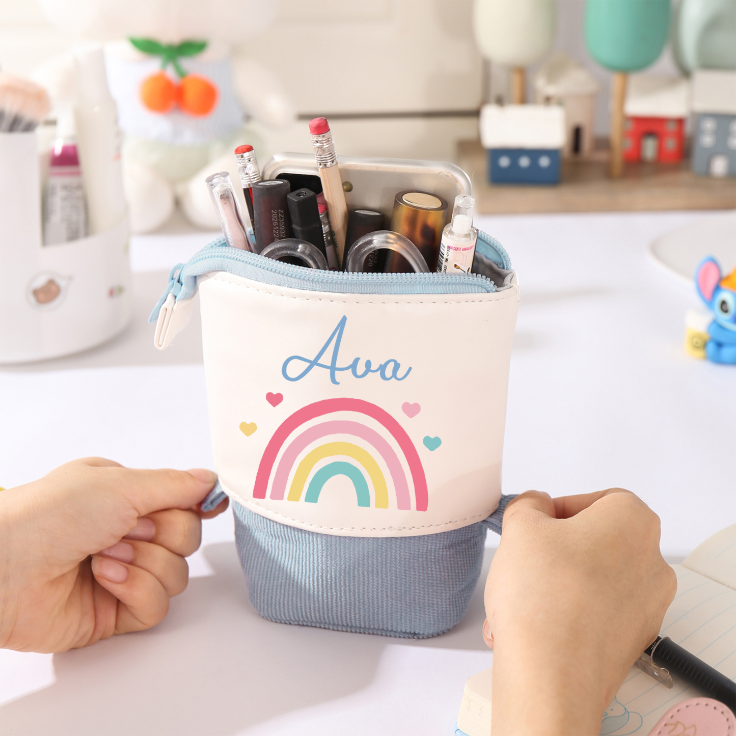 Estuche personalizado con nombre con diseños coloridos de iris para niños