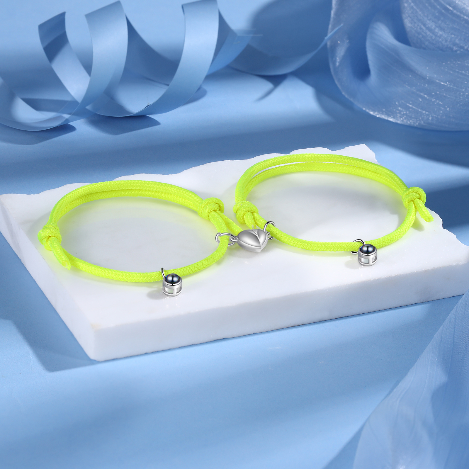 Pulsera de cuerda fluorescentepara pareja con proyección de foto con dije de corazón magnético-Jessemade ES