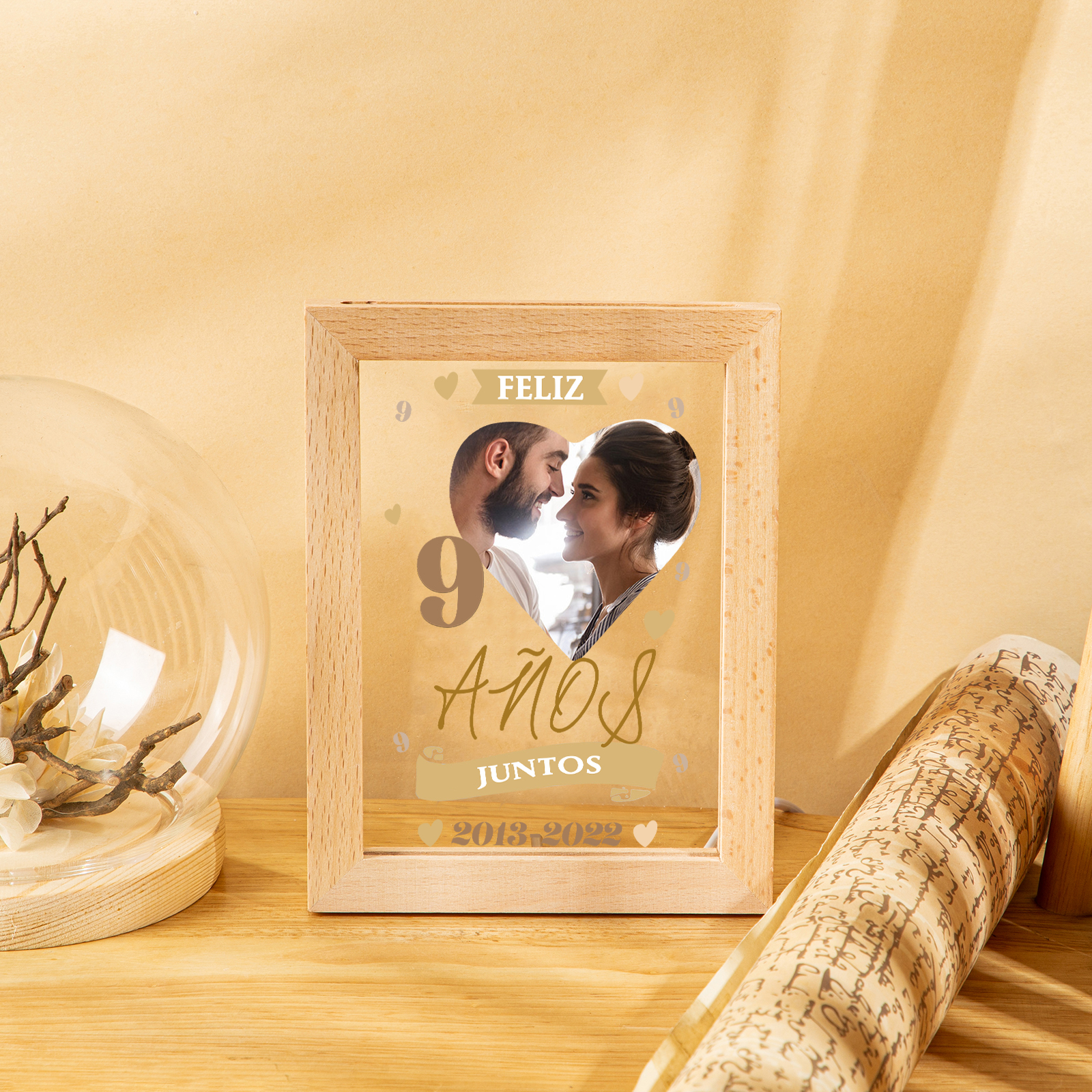 Marco con lámpara aniversario de 1 foto de madera para pareja 1 texto y número personalizados-Jessemade ES
